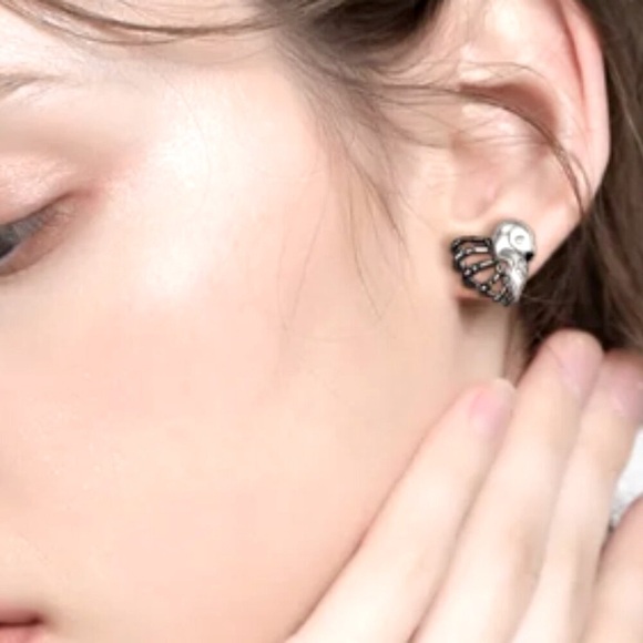 Jewelry - 925 Sterling Silver Halloween Gothic Night Club Skeleton Heart  Skull Earrings